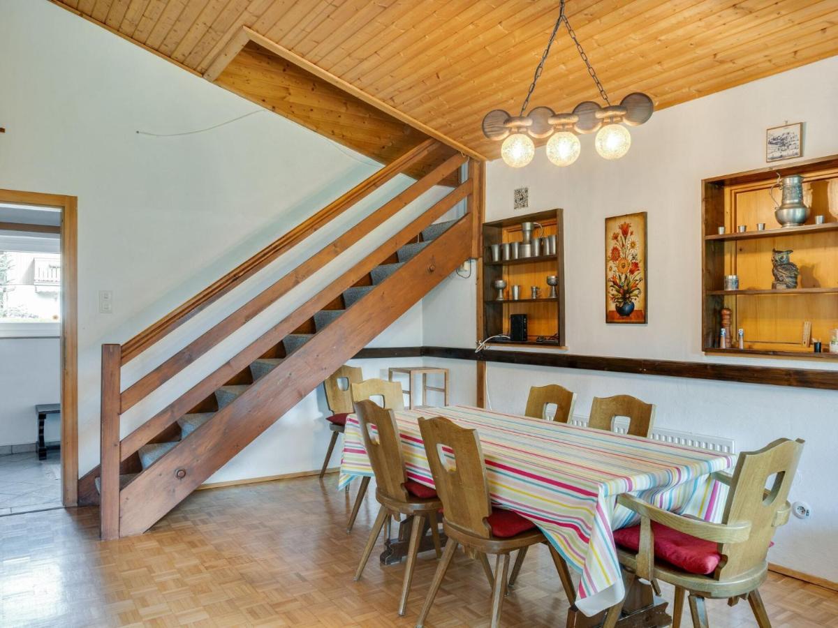 Spacious Chalet In Maishofen Near Forest Εξωτερικό φωτογραφία